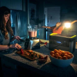 Goal Zero Yeti 1500X Station D'alimentation Portable -Plein Air Boutique goal zero yeti 1500x station dalimentation portable 4