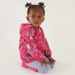 Regatta Peppa Muddy Puddle Veste De Marche à Capuche Pour Enfant - Rose -Plein Air Boutique peppa muddy puddle veste de marche a capuche pour enfant rose 4