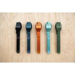 SET COMPLET DE 5 JEUX DE 3 COUVERTS MAGNÉTIQUES CAMPING EN ALUMINUM DUR - ÉTUI -Plein Air Boutique set complet de 5 jeux de 3 couverts magnetiques camping en aluminum dur etui 4