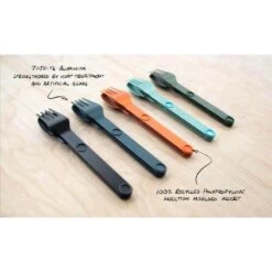 SET COMPLET DE 5 JEUX DE 3 COUVERTS MAGNÉTIQUES CAMPING EN ALUMINUM DUR - ÉTUI -Plein Air Boutique set complet de 5 jeux de 3 couverts magnetiques camping en aluminum dur etui 6