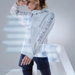 Quechua Veste Ultra Légère Hybride De Randonnée Rapide FH900 Femme Grise. -Plein Air Boutique veste ultra legere hybride de randonnee rapide fh900 femme grise 1